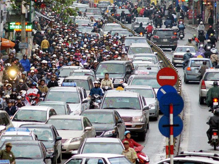 Vì sao ô tô Việt “dẫm chân” ở trình độ lắp ráp, giá cao? - 1