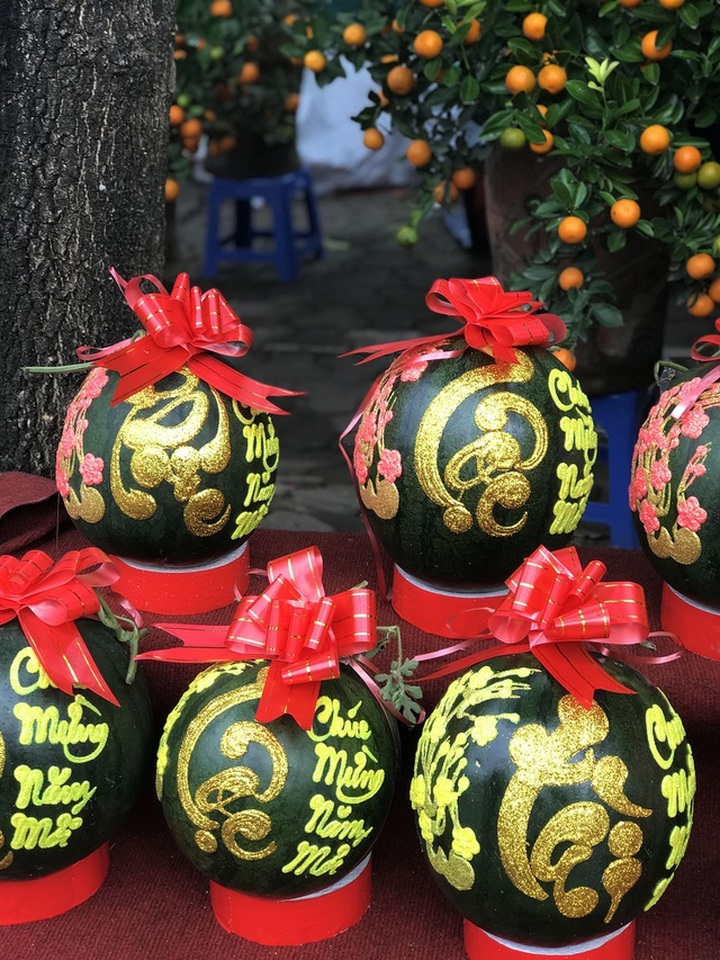 Vỡ mộng làm giàu ngày Tết: Dân buôn thời vụ lỗ nặng, méo mặt với hàng tồn - 5