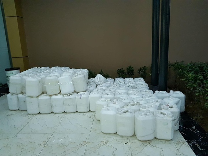 Vụ chung cư 6th Element: Cắt nước hàng loạt căn hộ để... làm gương - 3