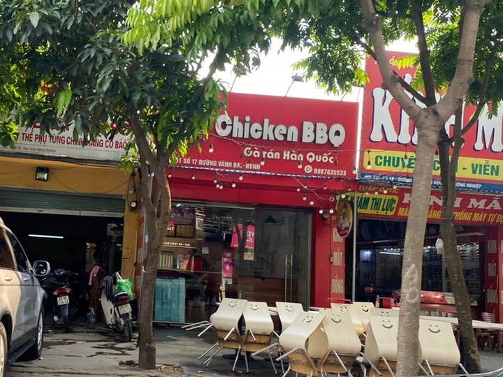 Vùng xanh Gia Lâm bán mang về: Nhiều nơi vẫn im lìm, hàng ăn vắng khách - 2