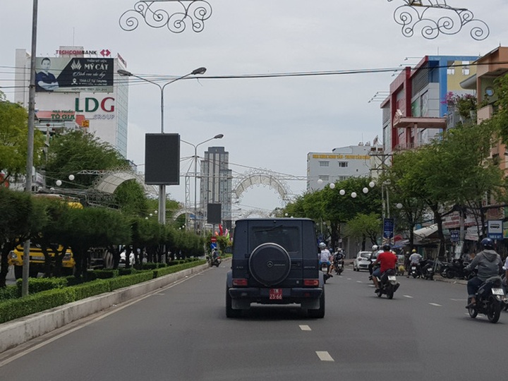 Công an Cần Thơ đang truy tìm, xác minh nguồn gốc chiếc xe