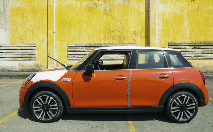 Mẫu xe nhỏ hạng sang vừa cập cảng Việt Nam