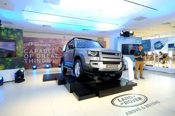 Xe off-road cho nhà giàu: Tiền phụ kiện có giá bằng chiếc ô tô hạng A - 1