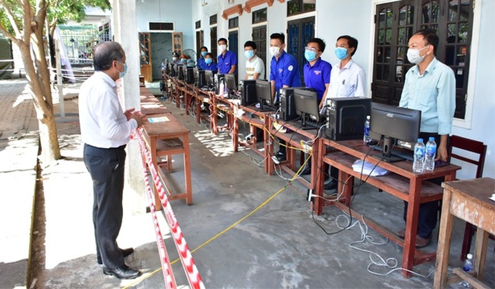 Xử phạt thanh niên không chịu ở yên khi đang cách ly tại nhà - 1