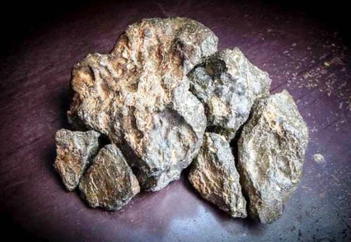 Khối thiên thạch mặt trăng sẽ được tạc thành tượng Phật và được bày tại tháp Ngọc nằm trên núi thuộc quần thể chùa Tam Chúc