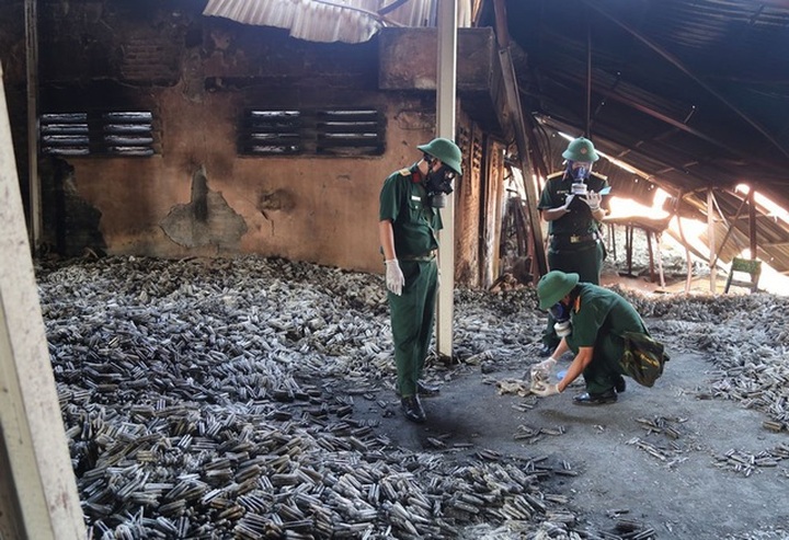 Thông báo công khai về thuỷ ngân ở Rạng Đông bất ngờ bị... gỡ bỏ (!) - 2