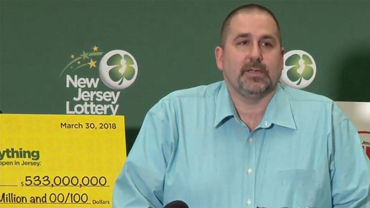 Ông Richard Wahl trúng độc đắc 533 triệu USD nhờ vào một dãy số ngẫu nhiên.