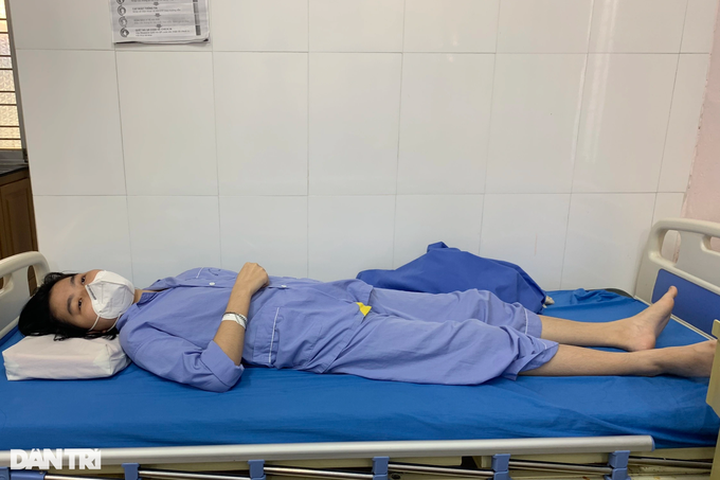 Dantri/DTiNews readers support young woman with rare disease - 1