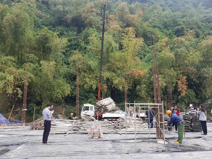 Illegal construction removed in Trang An Complex - 1 Illegal construction removed in Trang An Complex - 1