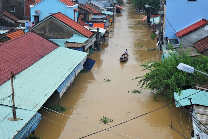 Hoi An Town severely submerged - 1 Hoi An Town severely submerged - 1
