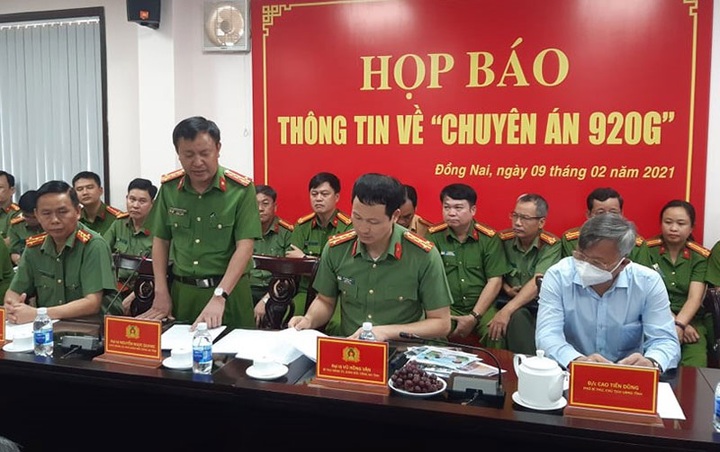 Dong Nai police bust large-scale fake fuel ring - 1