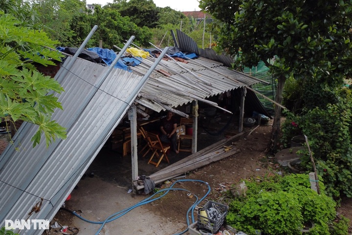 Poor widow needs help to support four small children - 2 Poor widow needs help to support four small children - 2