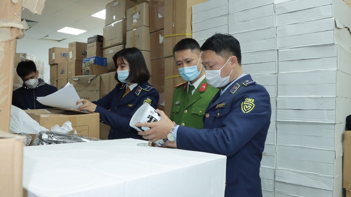 TikTok seller found with products of unknown origin - 1