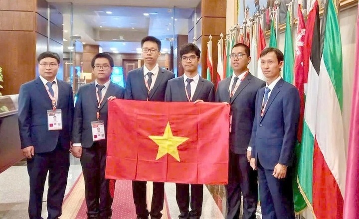 All Vietnamese students competing at Olympiads in 2024 win prizes: Ministry - 1 All Vietnamese students competing at Olympiads in 2024 win prizes: Ministry - 1