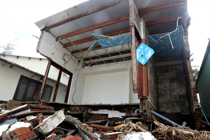 Hoi An beaches further devastated by storms - 6 Hoi An beaches further devastated by storms - 6