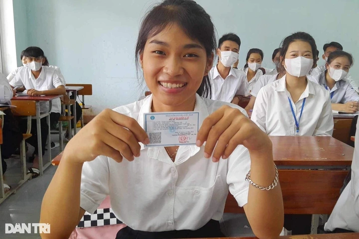 Disadvantaged students need health insurance support - 1 Disadvantaged students need health insurance support - 1