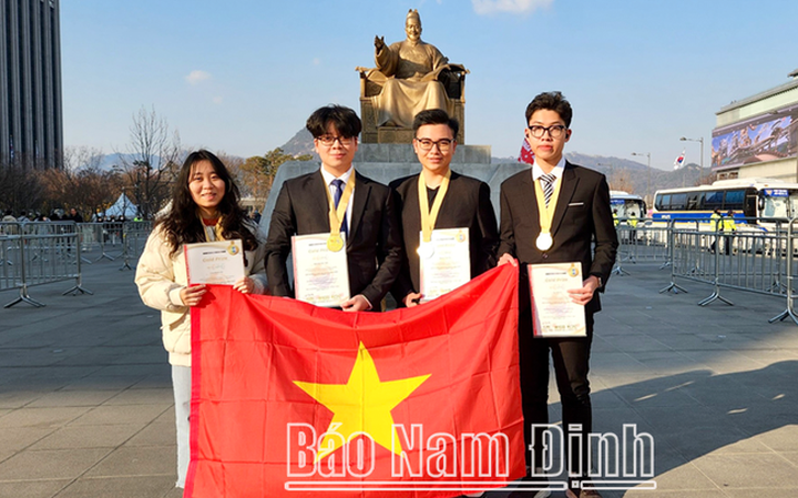 Vietnamese students win gold at Invention Creativity Olympic 2023 - 1 Vietnamese students win gold at Invention Creativity Olympic 2023 - 1