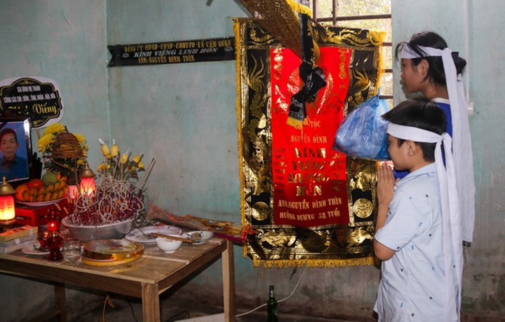 Two orphans in Ha Tinh in dire need of help - 2 Two orphans in Ha Tinh in dire need of help - 2