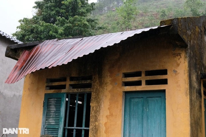 Lao Cai school receives support for new facilities - 2