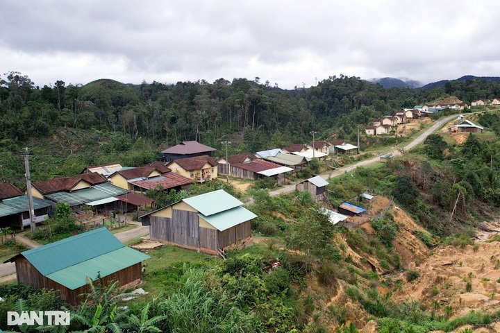 New series of quakes hits Kon Tum again - 1