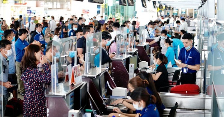 Thousands of flights planned for Tet Holiday - 1