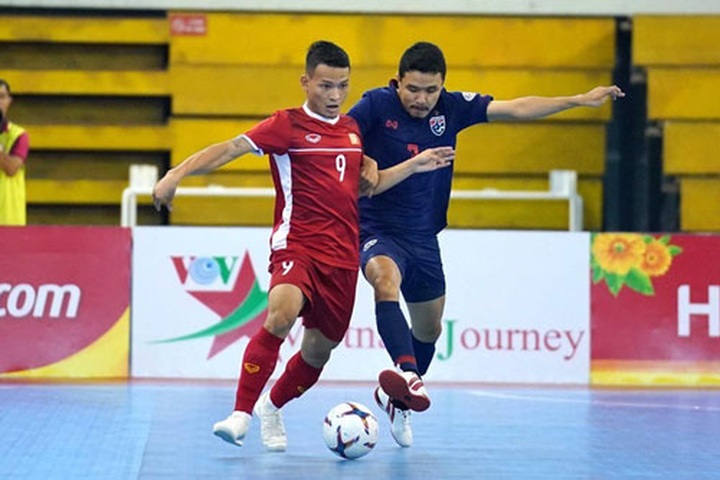 Vietnam competes for final slot at Futsal World Cup finals - 1