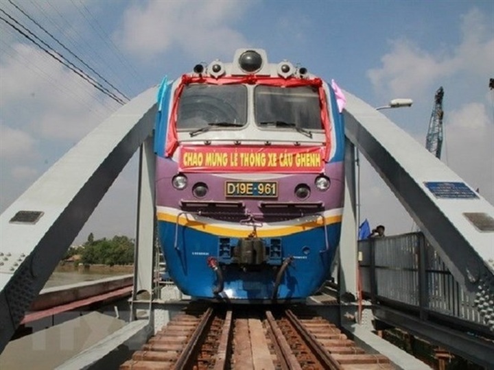 Some 130 railway bridges need upgrading - 1