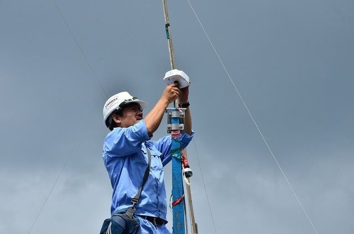 Over 99 percent of fishing boats equipped with monitoring devices in Quang Ngai - 1