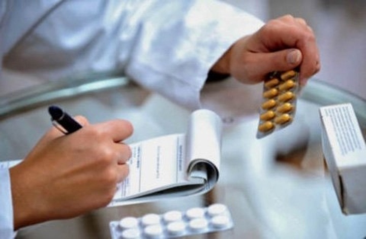 Vietnam cracks down on prescription drug management - 1