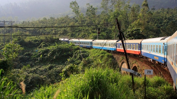 Vietnam’s North-South Railway listed among world’s top ten most beautiful - 1