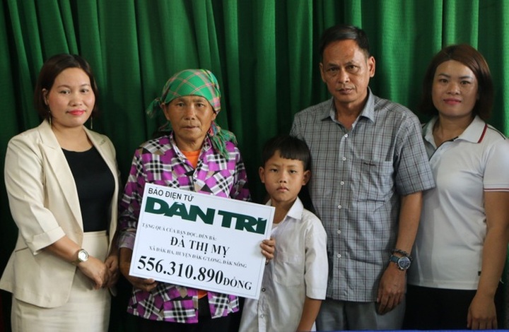 Dantri/DTiNews readers support poor ethnic minority boy - 1