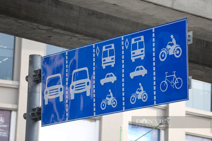 Hanoi to pilot separate car lane on crowded street - 1