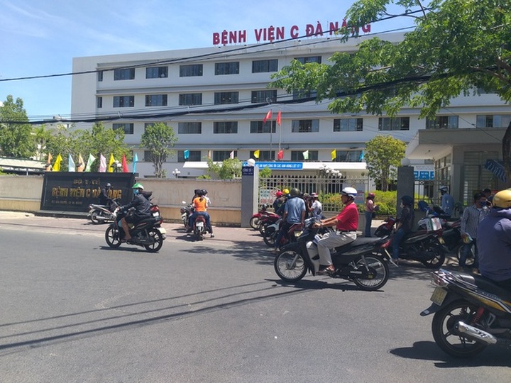 Danang hospital quarantined for man tested positive for Covid-19 - 1 Danang hospital quarantined for man tested positive for Covid-19 - 1