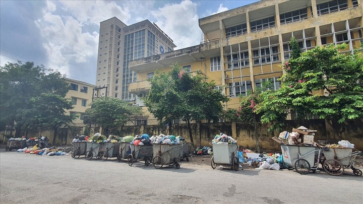 Thai Binh residents hold pollution protest at waste treatment plant - 4