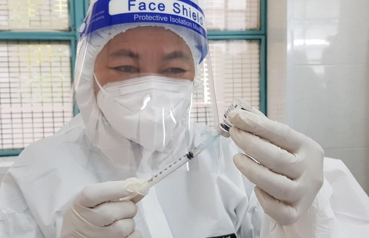 Vietnam to import additional 1.50 million doses of Covid-19 vaccines for children - 1