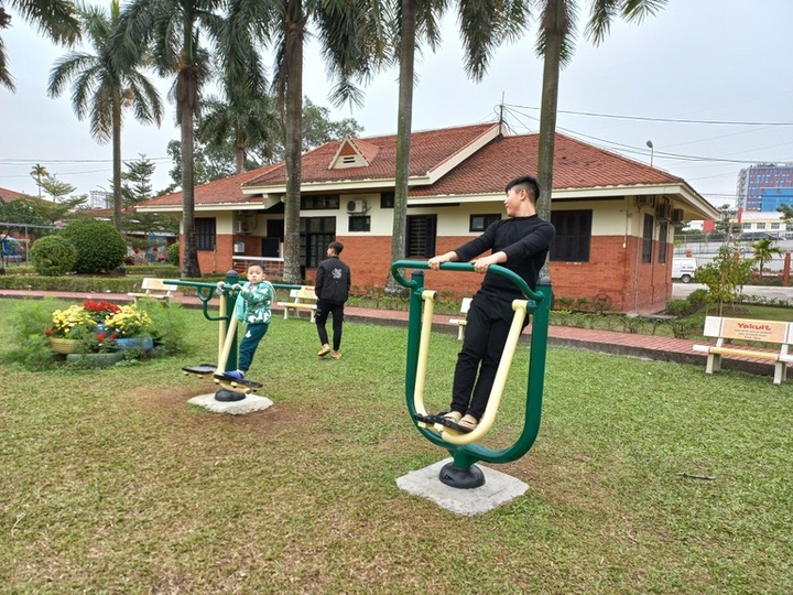 130 children cared by 20 mothers in Hai Phong village - 8