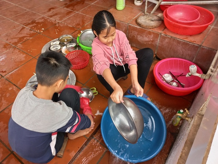 130 children cared by 20 mothers in Hai Phong village - 2