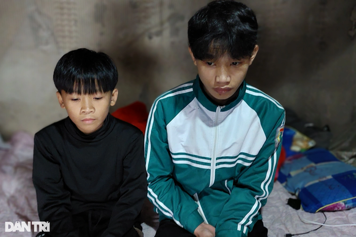 Elderly man in need of support for ill wife, small grandsons - 2