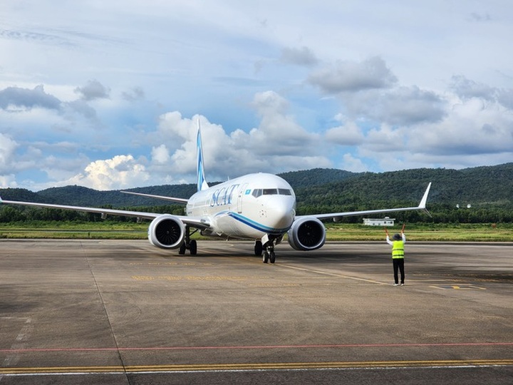 Phu Quoc halts many domestic air routes due to passenger shortage - 1