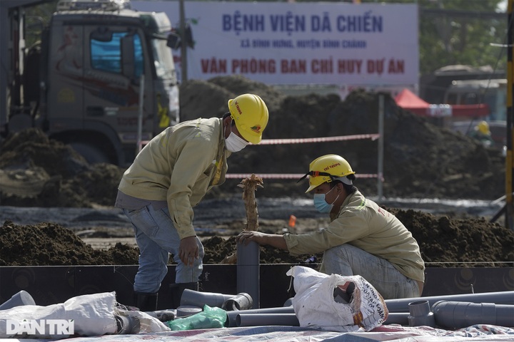 HCM City builds 3,500-bed field hospital for Covid-19 treatment - 4