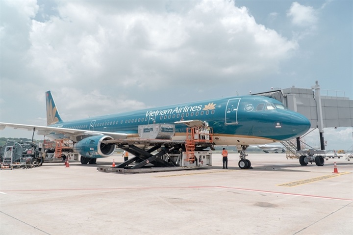 Airlines·asked to take stricter measures against staff's smuggling, trade violations - 1