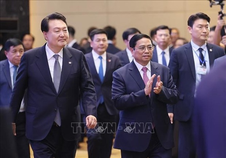 Vietnamese, RoK leaders attend Vietnam-RoK business forum - 1