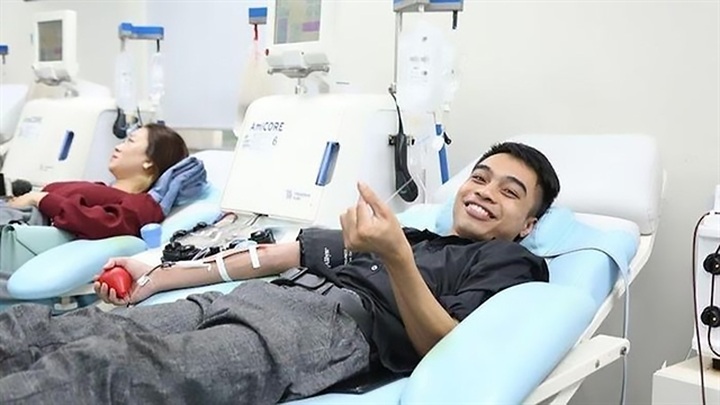 Blood and platelet donation saves thousands of patients each year - 1