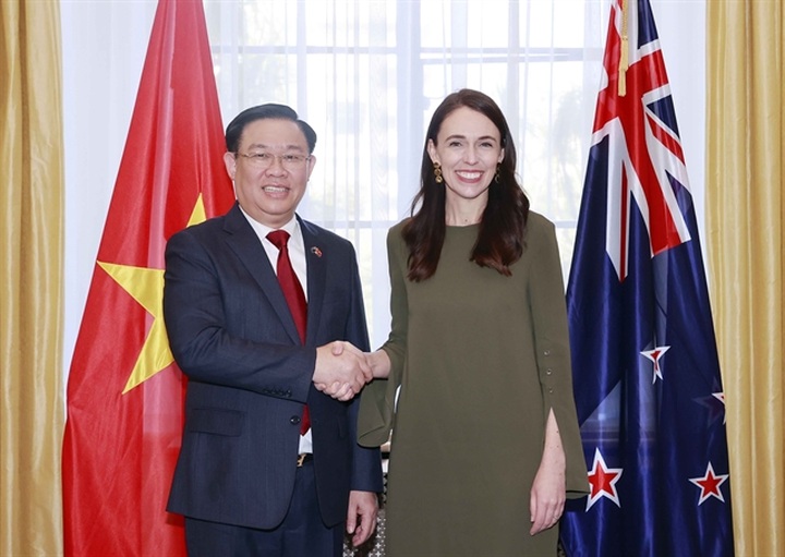 Top legislator seeks direct flights in talks with New Zealand PM Ardern - 1