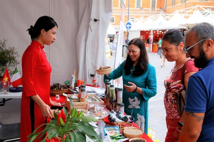 Many Vietnamese spices removed from the EU's control list - 1 Many Vietnamese spices removed from the EU's control list - 1