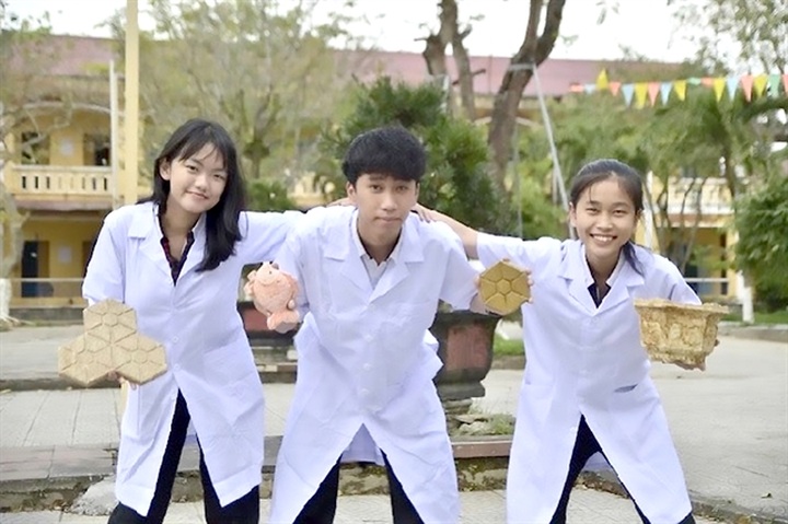 High school students use discarded agricultural, fishery waste for green products - 1 High school students use discarded agricultural, fishery waste for green products - 1