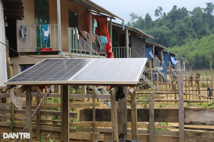 Bru-Van Kieu ethnic families enjoy better lives in new houses - 7 Bru-Van Kieu ethnic families enjoy better lives in new houses - 7