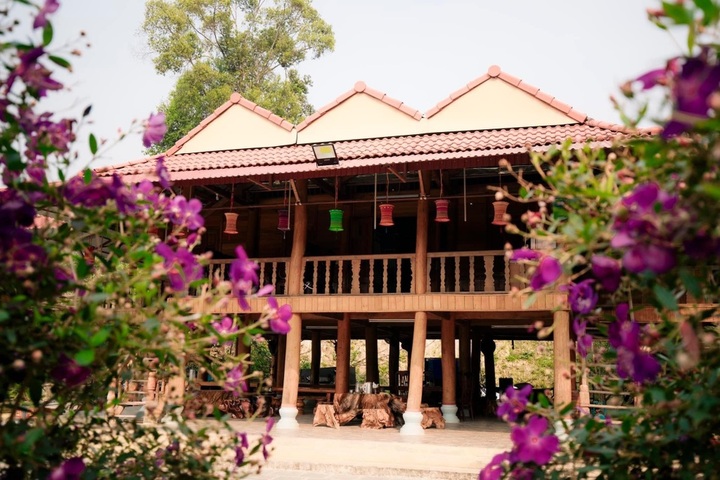 Dien Bien households prepare for tourists - 1