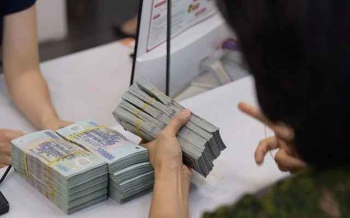 Overnight interbank rate hits nine-month record high - 1 Overnight interbank rate hits nine-month record high - 1