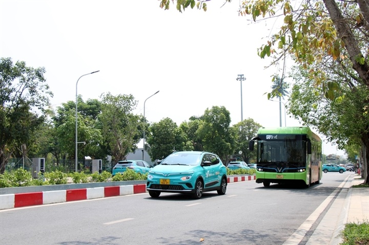 Vietnam’s ride-hailing expected to reach USD2.16 billion by 2029 - 1